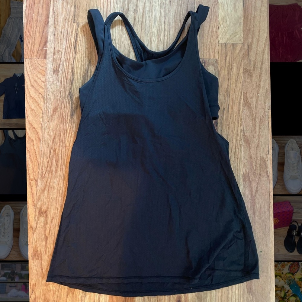 Lululemon tank